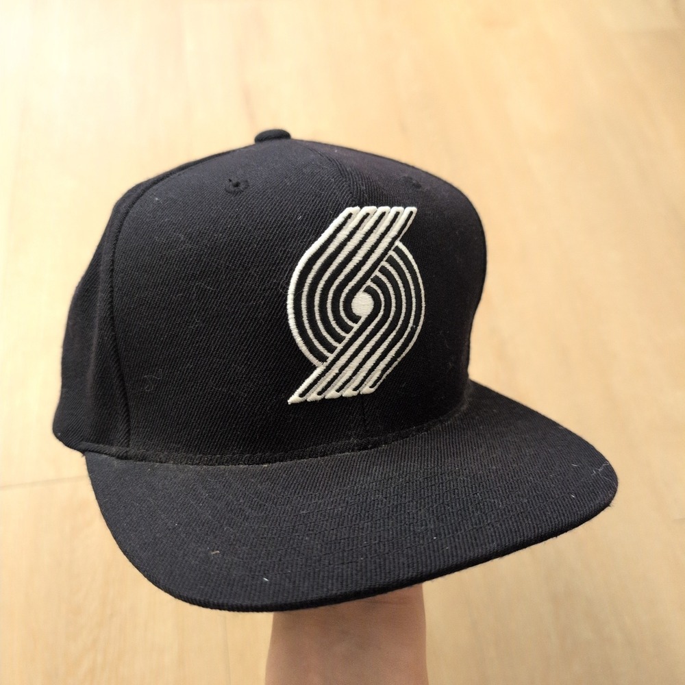 Mitchell & Ness Portland Trail Blazers Snapback Hat Black White NBA Cap